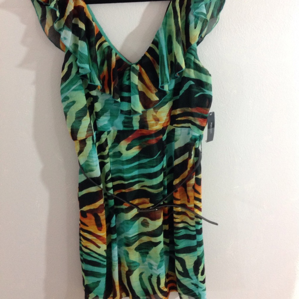 Dress - Picture 2 of 7